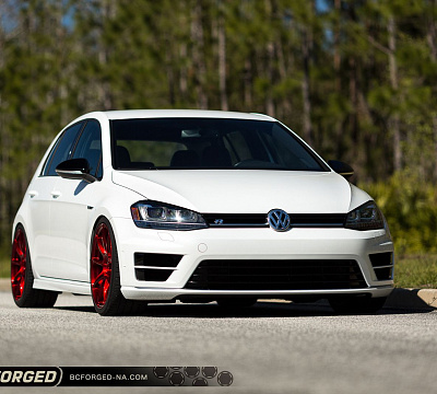 Фото дисков BC Forged RZ39 на Volkswagen Golf VII