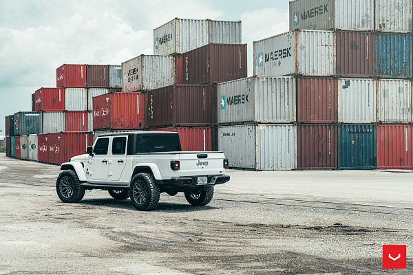 Фото дисков Vossen HF-2 Сатиновый графит на Jeep Gladiator II (JT)
