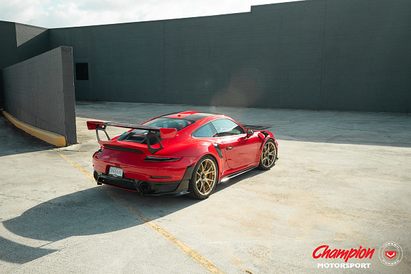 Фото дисков Vossen RS74 Глянцевое золото на Porsche 911 VII