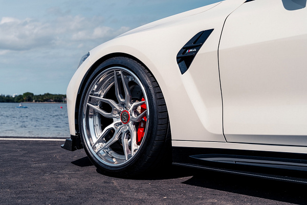 Фото дисков Strasse Wheels SV4 Deep Concave FS Глянцевый лак на BMW 4/M4 (G22/G82)