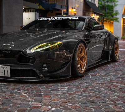 Фото дисков Radi8 Raijin на Aston Martin Vantage 3