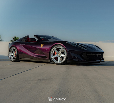 Фото дисков Anrky RS5.3 на Ferrari 812