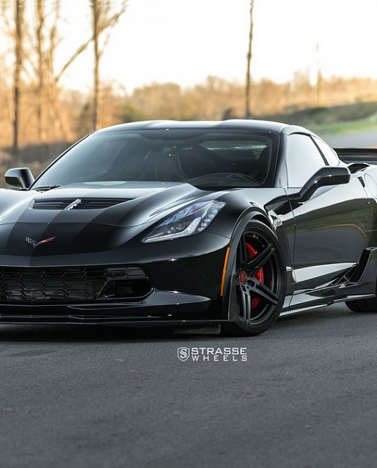 Фото дисков SP5R Deep Concave Monoblock Черный сатин на Chevrolet Corvette C7