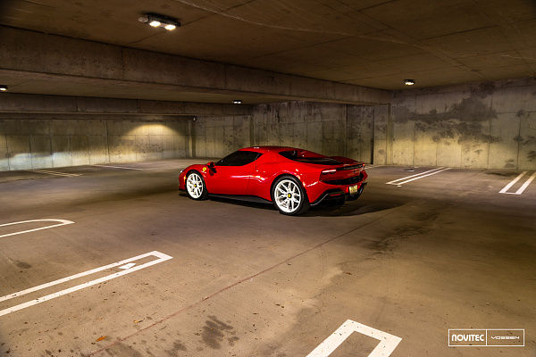 Фото дисков NOVITEC NF11 Белый глянец на Ferrari 296