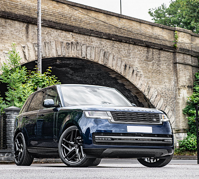 Фото дисков Kahn Type 52 RS на Range Rover V