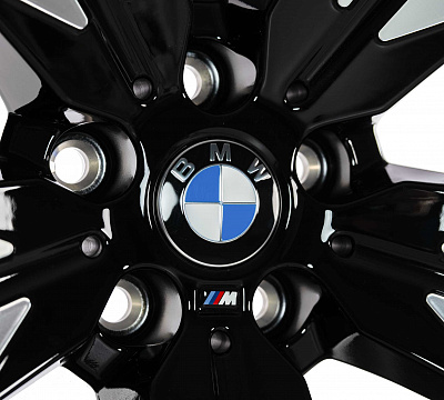 BMW 755M