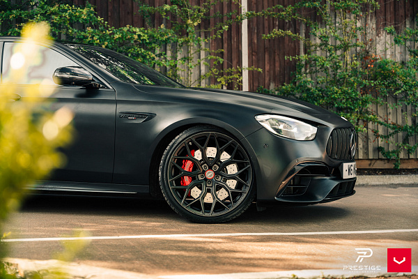 Фото дисков Vossen HF-2 Черный сатин на Mercedes-Benz E-Class (W213, S213, C238)