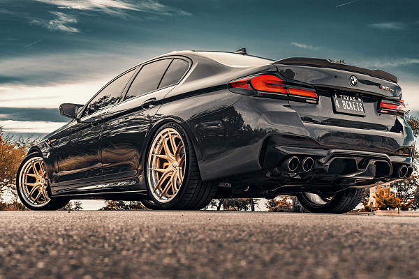Фото дисков HRE S101SC Сатиновое темное золото на BMW 5/M5 (G30/F90)