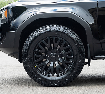 Фото дисков Kahn G22 DC на Toyota Land Cruiser Prado 250