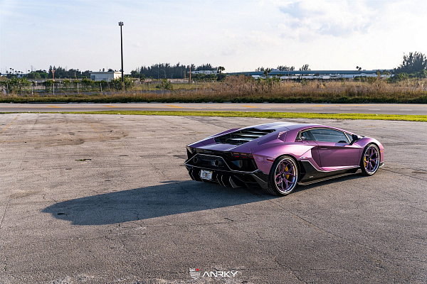 Фото дисков Anrky S3-X0 Другой цвет на Lamborghini Aventador