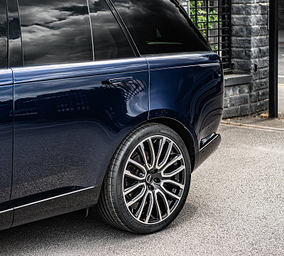 Фото дисков Kahn Pace Car на Range Rover V