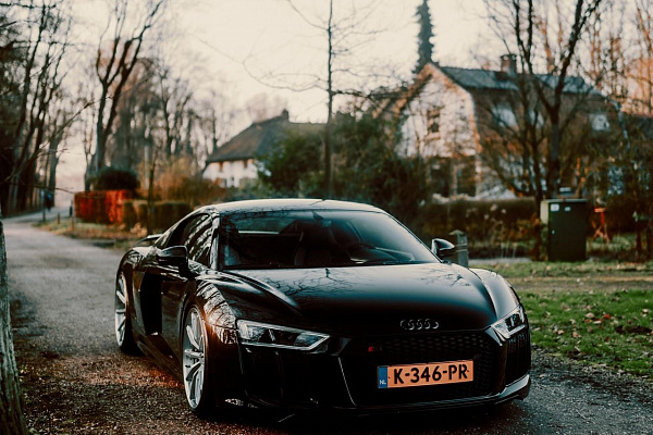 Фото дисков Brixton Forged R11-R Глянцевый лак на Audi R8 (4S)