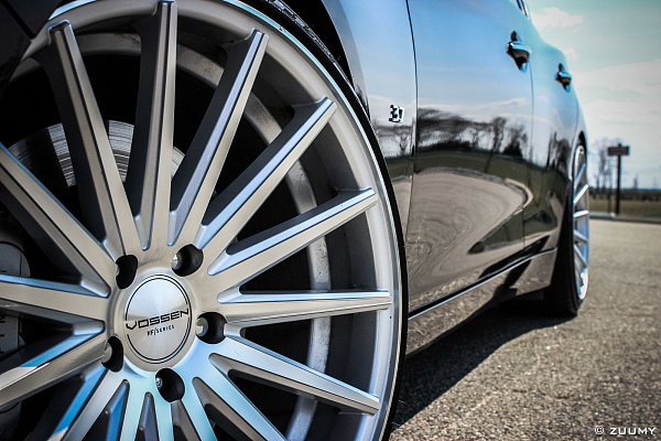 Фото дисков Vossen VFS-2 Серебро на Infiniti Q50