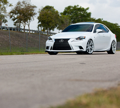 Фото дисков Vossen VFS-6 на Lexus IS II