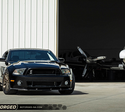 Фото дисков BC Forged HCA210 на Ford Mustang V
