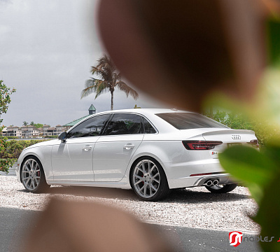 Фото дисков Vossen VFS-6 на Audi A/S/RS 4 (B9)