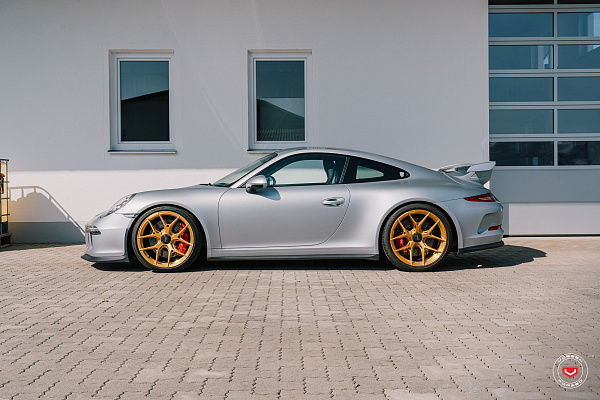 Фото дисков Vossen S21-01 Глянцевое золото на Porsche 911 VII