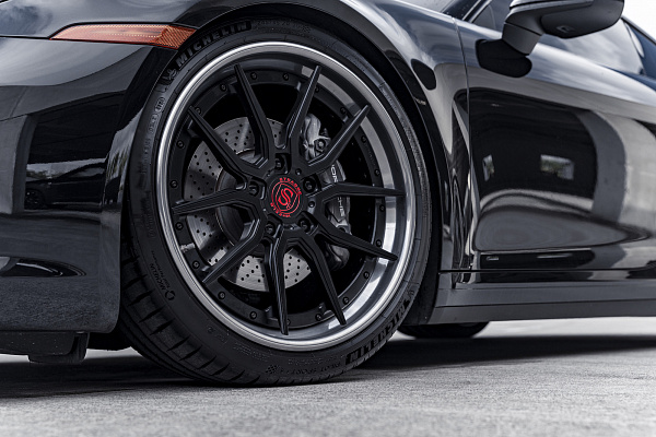 Фото дисков Strasse Wheels SV5 Deep Concave FS Черный сатин на Porsche 911 VIII