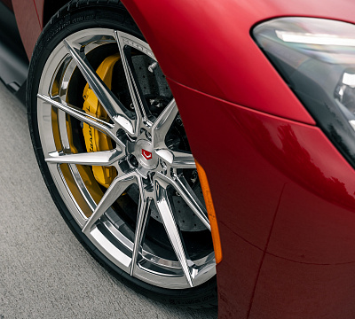 Фото дисков Vossen EVO-2 на Maserati MC20