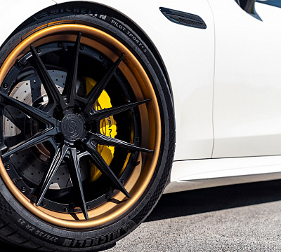 Фото дисков Strasse Wheels SV10M Deep Concave FS на Mercedes-Benz AMG GT I