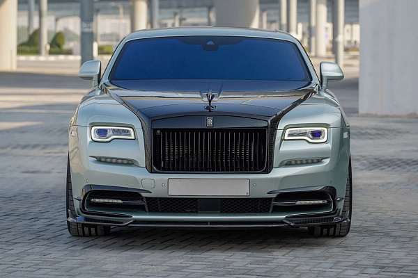 Фото дисков Mansory V.6 Черный глянец на Rolls-Royce Wraith
