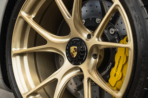 Фото дисков Vossen RS74 Глянцевое золото на Porsche 911 VII