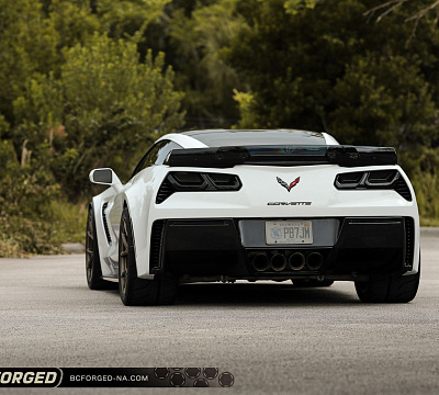 Фото дисков BC Forged RZ05 на Chevrolet Corvette C7