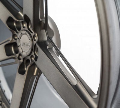 ADV.1 ADV5 M.V2 Advanced Series