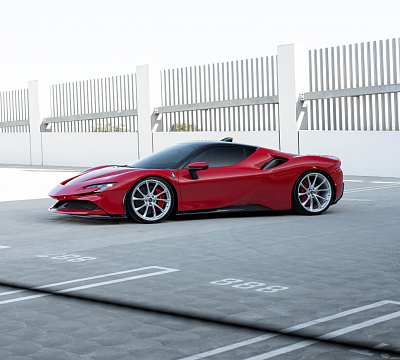 Фото дисков HRE P204 на Ferrari SF90
