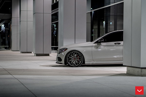 Фото дисков Vossen HF-2 Сатиновый графит на Mercedes-Benz C-Class (W205)