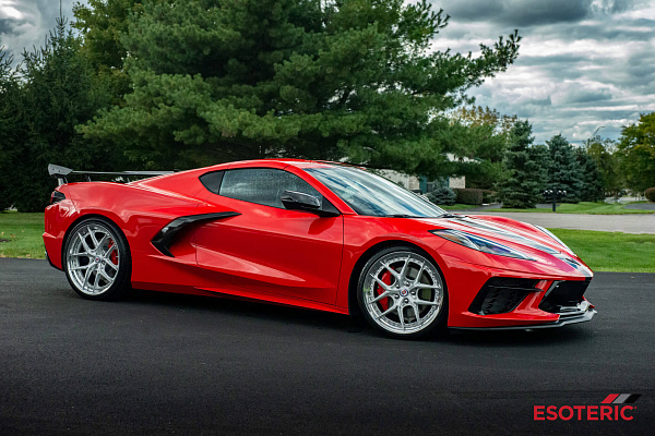 Фото дисков HRE S101SC Глянцевый лак на Chevrolet Corvette C8