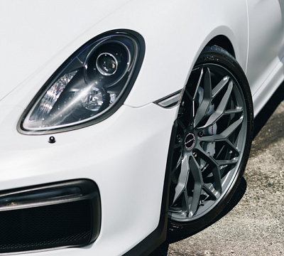 Фото дисков Brixton Forged CM6-R на Porsche Boxster III