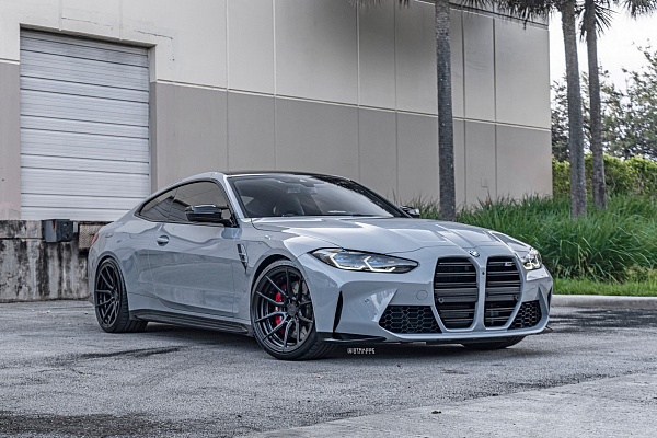 Фото дисков Strasse Wheels SV5 Deep Concave Duoblock Черный сатин на BMW 4/M4 (G22/G82)