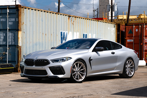 Фото дисков Brixton Forged R11-R Полированный лак на BMW 8/M8