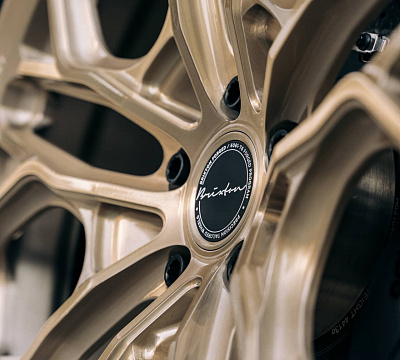 Фото дисков Brixton Forged PF14 R / RS на Ford GT II
