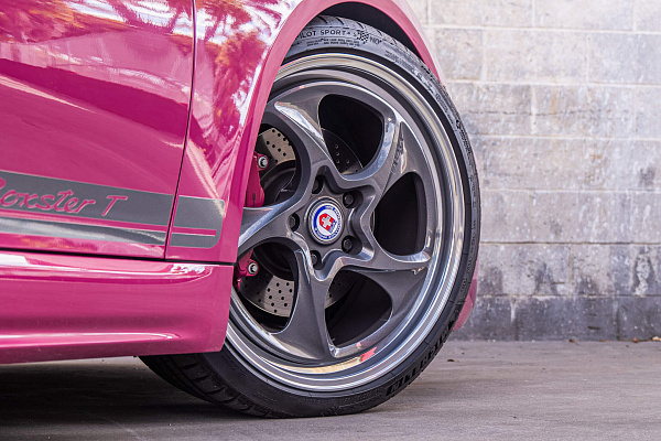 Фото дисков HRE 522 Глянцевый графит на Porsche Boxster IV