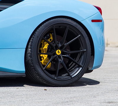 Фото дисков Anrky AN12 на Ferrari 488