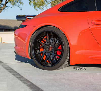 Фото дисков Strasse Wheels SM7T Deep Concave на Porsche 911 VII