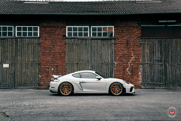 Фото дисков Vossen ML-X2 Глянцевая бронза на Porsche Cayman II