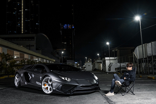 Фото дисков Brixton Forged NC01-R Серебро на Lamborghini Aventador