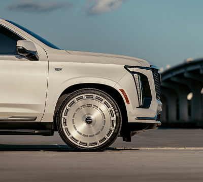 Фото дисков Vossen HF-9 на Cadillac Escalade V