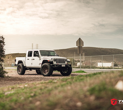 Фото дисков Vossen HF-2 на Jeep Gladiator II (JT)