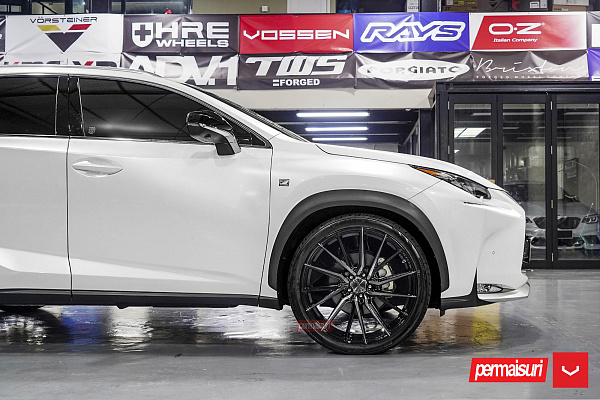 Фото дисков Vossen HF-4T Алмазная проточка на Lexus NX I