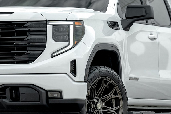 Фото дисков 4PLAY 4P83 Сатиновая темная бронза на GMC Sierra IV