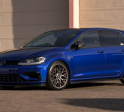 Фото дисков Bola B17 на Volkswagen Golf VII