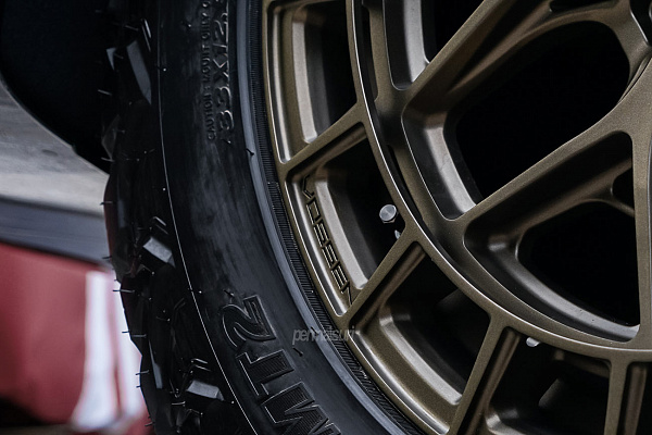 Фото дисков Vossen HFX-1 (6-Lug) Сатиновая бронза на Tank 300