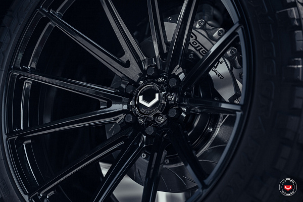 Фото дисков Vossen VFX-01 Черный глянец на Ram 1500 V