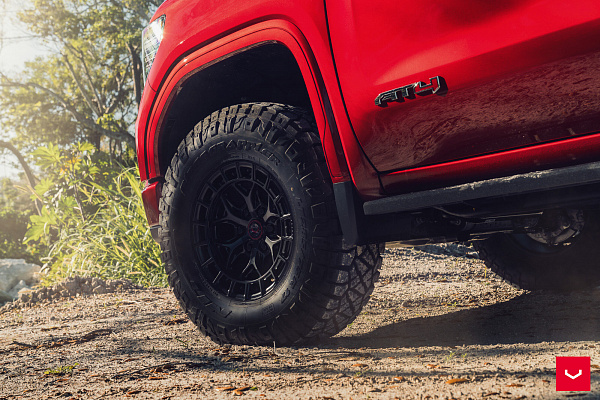 Фото дисков Vossen HFX-1 (6-Lug) Черный сатин на GMC Sierra IV