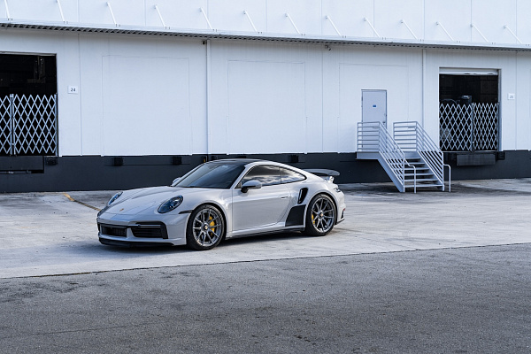Фото дисков Strasse Wheels SV5 Deep Concave Duoblock Глянцевый тонированный лак на Porsche 911 VIII