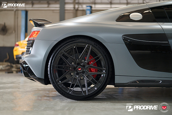Фото дисков Vossen EVO-5 Черный глянец на Audi R8 (4S)
